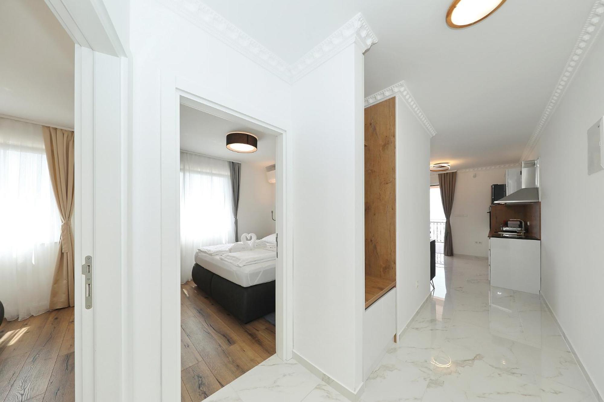 Villa Tin Apartments Трибань-Крушчица Экстерьер фото